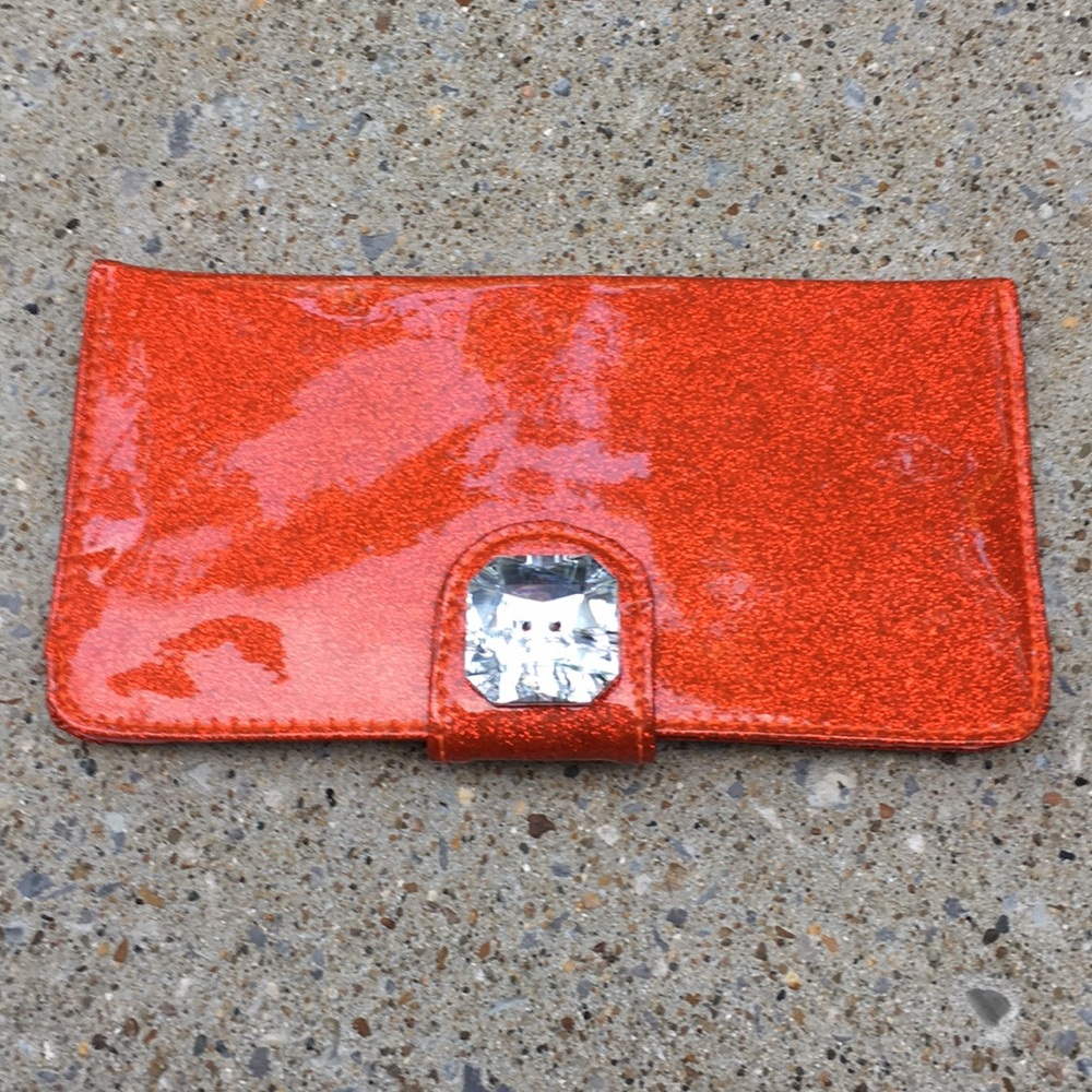 (NWOT) Deux Lux glitter red wallet